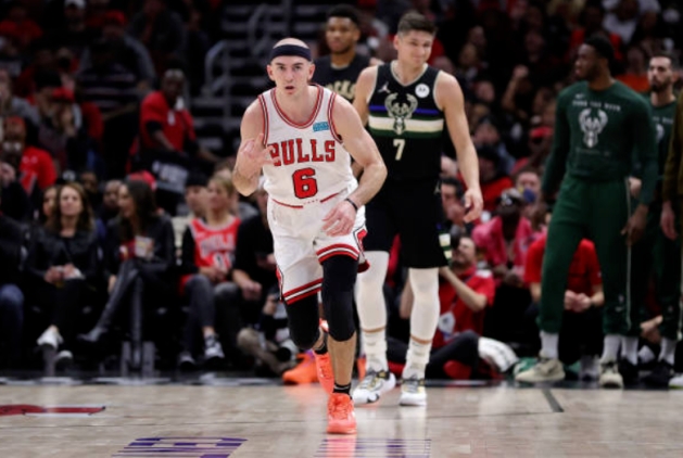 火花四溅！密尔沃基雄鹿VS芝加哥公牛，NBA季前赛前瞻