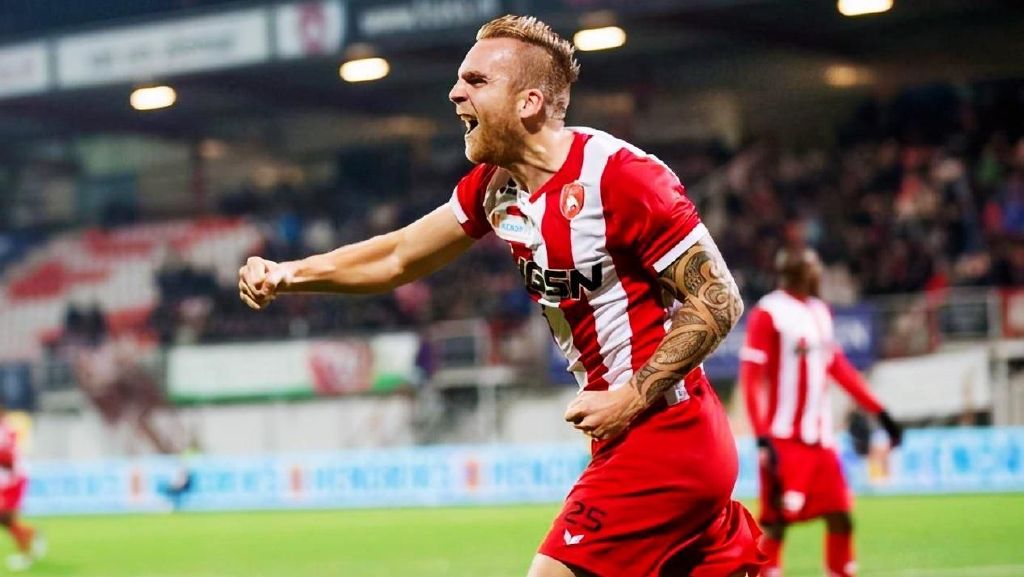 歐冠烽火中，PSV埃因霍溫的逆襲交響曲